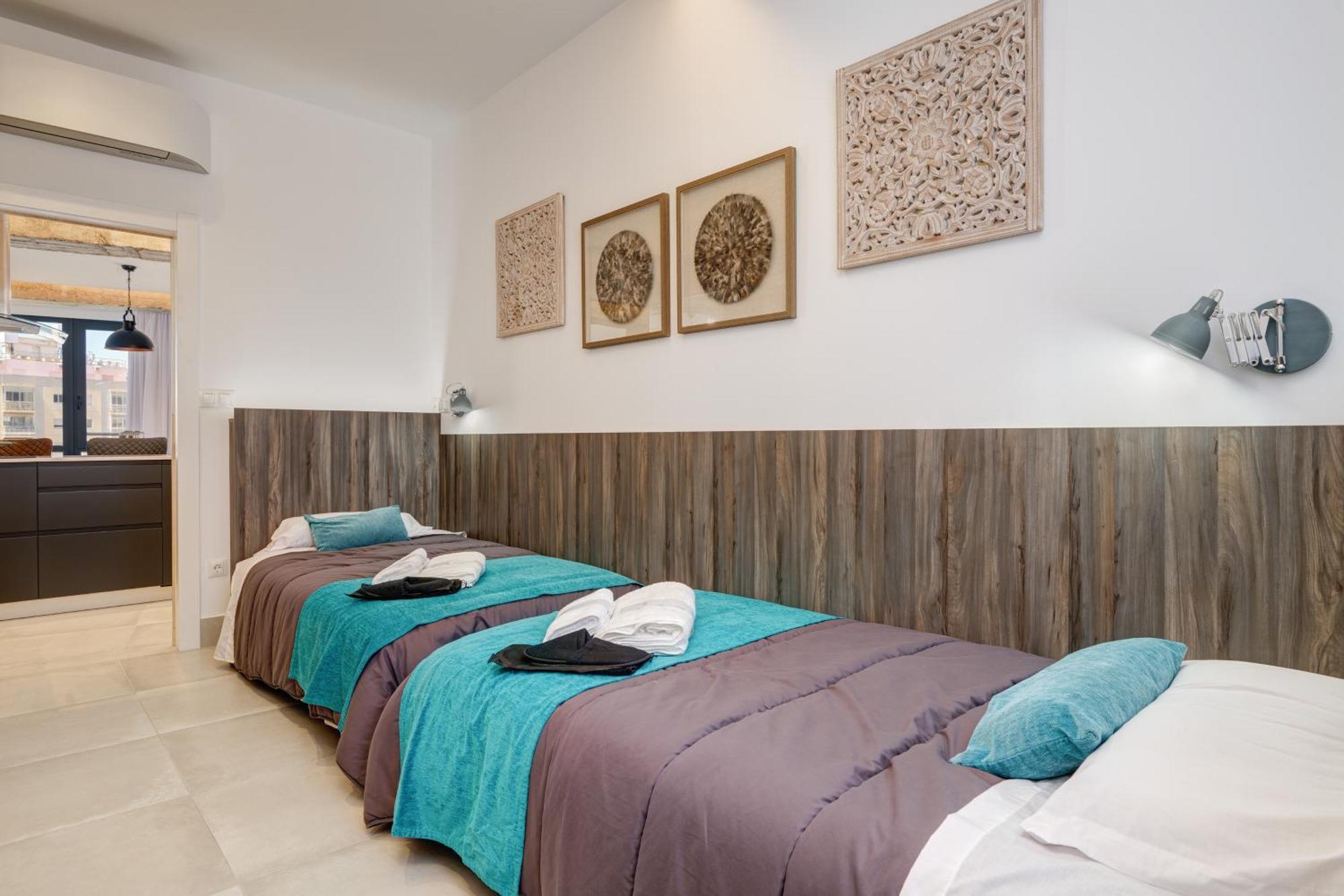 Apartment Tribuna Center By Seric,15' Walking To The Beach มาลากา ภายนอก รูปภาพ